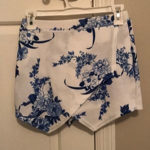 Floral print skort